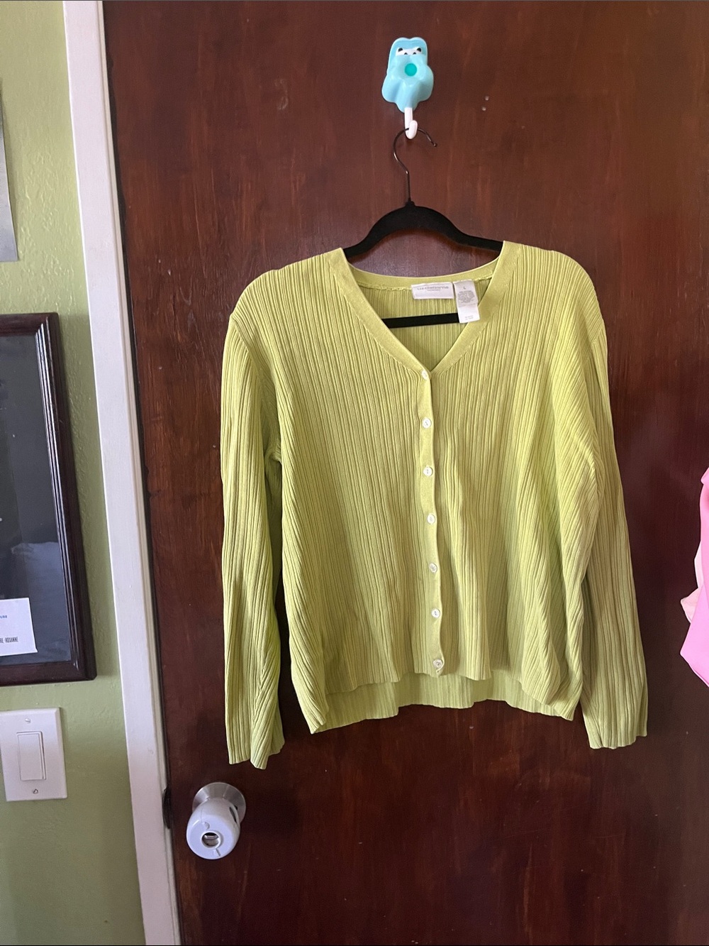 Liz Claiborne Lime Green Ribbed V-Neck Button Front Top